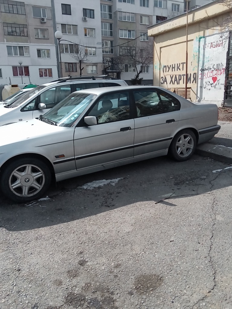 CARS.BG - BMW 520 2000 i, 7400 лв., Бензин