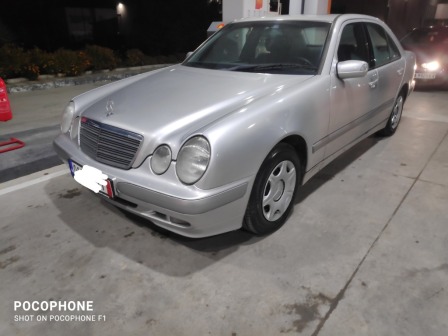 Mercedes-Benz E 200 Kompressor