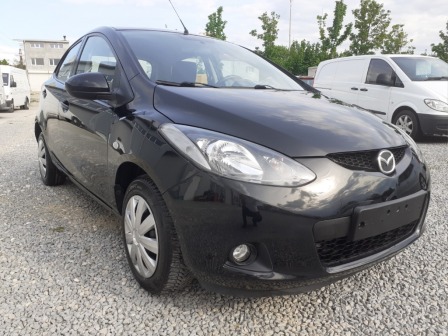 5,900
                    3,016.62                
                
                    BGN
                    EUR
                
            
                                                            
                    
                
                
                    
                        Mazda 2 1.3 i                    
                
                
                
                                2010, Бензин, 186500 км.                
                
                                            МАЗДА   2    1300 куб  бензин ТОП Състояние много здрав и икономичен мотор …