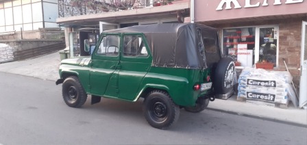 UAZ 452