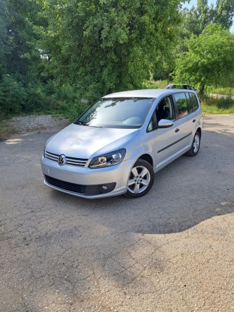 14,400
                    7,362.60                
                
                    BGN
                    EUR
                
            
                                                            
                    
                
                
                    
                        VW Touran 1.6TDI, DSG                    
                
                
                
                                2015, Дизел, 224000 км.                
                
                                            Нов внос
Перфектно състояние
100% реални и гарантирани километри
Сменен …