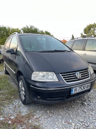 6,300
                    3,221.14                
                
                    BGN
                    EUR
                
            
                                                            
                    
                
                
                    
                        VW Sharan 1.9 TDI                    
                
                
                
                                2004, Дизел, 230000 км.