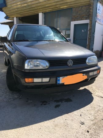 VW Golf 1.8моно