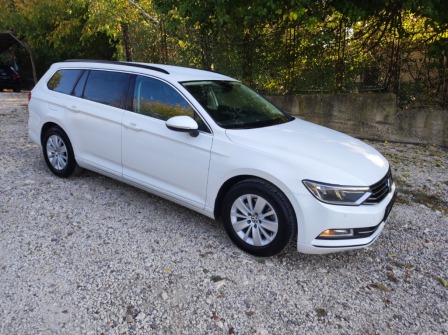 17,999
                    9,202.74                
                
                    BGN
                    EUR
                
            
                                                            
                    
                
                
                    
                        VW Passat 1.6 120 нави                    
                
                
                
                                2016, Дизел, 202635 км.                
                
                                            Колата е неразличима от нова топ състояние всички екстри за модела без ника…