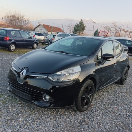10,350
                    5,291.87                
                
                    BGN
                    EUR
                
            
                                                            
                    
                
                
                    
                        Renault Clio 1,5 dci Euro 5B                    
                
                
                
                                2013, Дизел, 147352 км.                
                
                                            Евро 5В.  .Нов внос от северна Италия област Ломбардия,Автомобила е в перфе…