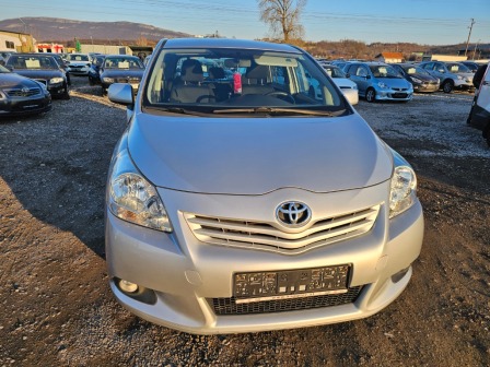 8,800
                    4,499.37                
                
                    BGN
                    EUR
                
            
                                                            
                    
                
                
                    
                        Toyota Verso 1.6 бензин                    
                
                
                
                                2009, Бензин, 130000 км.