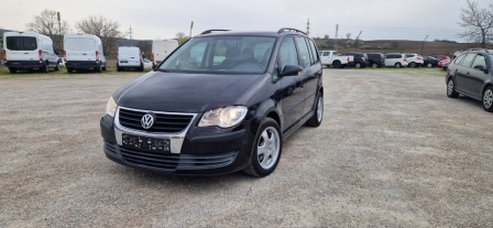 8,900
                    4,550.50                
                
                    BGN
                    EUR
                
            
                                                            
                    
                
                
                    
                        VW Touran 1.9 TDI 105 к.с                    
                
                
                
                                2009, Дизел, 217800 км.                
                
                                            Нов внос 
Отлично визуално и техническо състояние всички системи по автомо…
