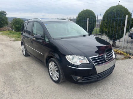 VW Touran 2.0TDI DSG 7м