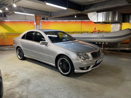 Mercedes-Benz C 270