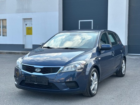 6,199
                    3,169.50                
                
                    BGN
                    EUR
                
            
                                                            
                    
                
                
                    
                        Kia Ceed 1.6d FACE                    
                
                
                
                                2012, Дизел, 164000 км.                
                
                                            Автомобила е нов внос от Германия. Мотора работи перфектно, здрава ходова ч… 6,199
                    3,169.50                
                
                    BGN
                    EUR
                
            
                                                            
                    
                
                
                    
                        Kia Ceed 1.6d FACE                    
                
                
                
                                2012, Дизел, 164000 км.                
                
                                            Автомобила е нов внос от Германия. Мотора работи перфектно, здрава ходова ч…