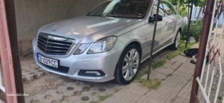 10,481.48
                    20,500                
                
                    EUR
                    BGN
                
            
                                                            
                    
                
                
                    
                        Mercedes-Benz E 350 3.5 cgi 292hp                    
                
                
                
                                2009, Бензин, 260500 км.                
                
                                            Търся бартер за   w213 e400 бензин или е350 дизел, разбира се с доплащане о…