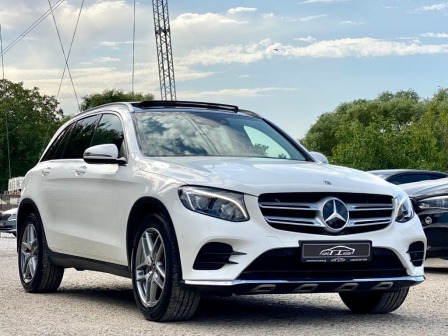 49,990
                    25,559.48                
                
                    BGN
                    EUR
                
            
                                                            
                    
                
                
                    
                        Mercedes-Benz GLC 350d*AMG                    
                
                
                
                                2017, Дизел, 239072 км.                
                
                                            – Възможност за ЛИЗИНГ !!!
– Mercedes GLC 350d 4Matic AMG 258кс.
– Нов вн…