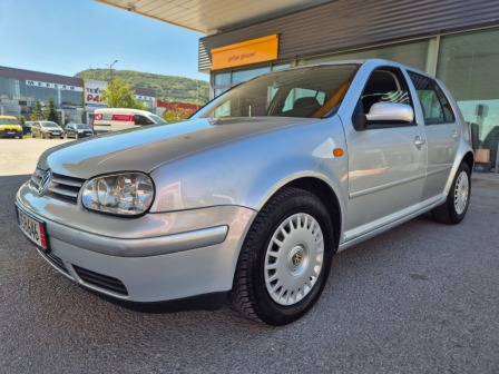 3,300
                    1,687.26                
                
                    BGN
                    EUR
                
            
                                                            
                    
                
                
                    
                        VW Golf 1.9TDI 110ks                    
                
                
                
                                1998, Дизел, 269156 км.                
                
                                            Нов внос Няма забележки по външния вид и салона