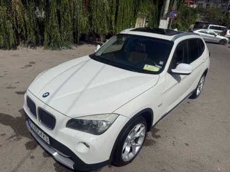 17,999
                    9,202.74                
                
                    BGN
                    EUR
                
            
                                                            
                    
                
                
                    
                        BMW X1 177                    
                
                
                
                                2010, Дизел, 208000 км.                
                
                                            Нови летни и зимни гуми обслужена с нови дискове!!!