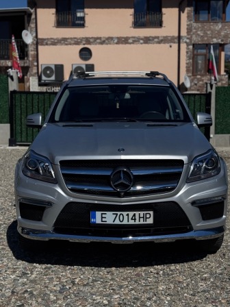 42,499
                    21,729.39                
                
                    BGN
                    EUR
                
            
                                                            
                    
                
                
                    
                        Mercedes-Benz GL 450                    
                
                
                
                                2013, Бензин, 258100 км.                
                
                                            Автомобила е регистриран и е в добро състояние,използва се всеки ден. За по…