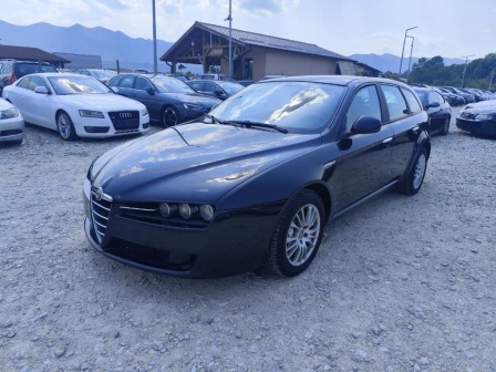 5,950
                    3,042.19                
                
                    BGN
                    EUR
                
            
                                                            
                    
                
                
                    
                        Alfa Romeo 159 SW 1.9                    
                
                
                
                                2010, Дизел, 178678 км.                
                
                                            Нов внос Италия  ! ! Без ръжди и корозии! ! ! Отлична работа на мотор и ско…