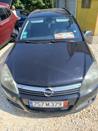 Opel Astra 1.6 бензин