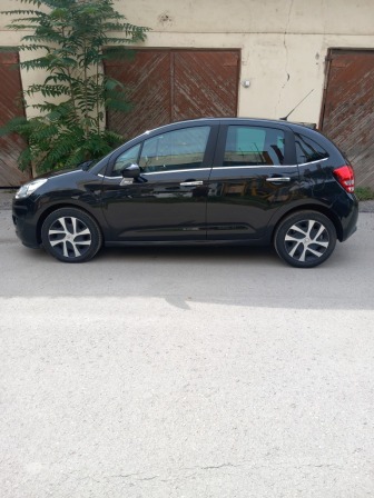 8,700
                    4,448.24                
                
                    BGN
                    EUR
                
            
                                                            
                    
                
                
                    
                        Citroen C3 1.6 HDI                    
                
                
                
                                2014, Дизел, 213000 км.                
                
                                            Много запазен, нисък разход, сервизна история