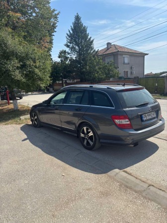 12,000
6,135.50
BGN
EUR
Mercedes-Benz C 220
2010, Дизел, 199785 км.
Kolata e top
Amg paket
Pera
Podrev
Cheren tavan
Plateno vsichko
… 12,000
6,135.50
BGN
EUR
Mercedes-Benz C 220
2010, Дизел, 199785 км.
Kolata e top
Amg paket
Pera
Podrev
Cheren tavan
Plateno vsichko
…