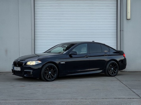 27,999
                    14,315.66                
                
                    BGN
                    EUR
                
            
                                                            
                    
                
                
                    
                        BMW 530 xD 258 M-Pack                    
                
                
                
                                2012, Дизел, 335000 км.                
                
                                            Реални километри и пълна история на автомобила от 0км. 
Трети собственик с…