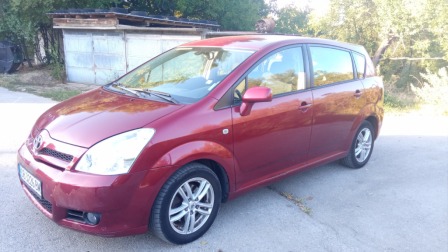 7,800
                    3,988.08                
                
                    BGN
                    EUR
                
            
                                                            
                    
                
                
                    
                        Toyota Corolla Verso 1,8i                    
                
                
                
                                2006, Газ/Бензин, 289000 км.                
                
                                            Колата е в отлично техническо състояние.Всички системи по колата работят.На…