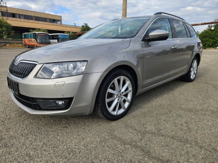 13,100
                    6,697.92                
                
                    BGN
                    EUR
                
            
                                                            
                    
                
                
                    
                        Skoda Octavia 2.0tdi DSG150ps                    
                
                
                
                                2014, Дизел, 218471 км.                
                
                                            Нов внос. Докарана на собствен ход.  Изправна ходова част. Перфектен интери…