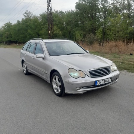 2,600
                    1,329.36                
                
                    BGN
                    EUR
                
            
                                                            
                    
                
                
                    
                        Mercedes-Benz C 200 2.0.gas.                    
                
                
                
                                2001, Газ/Бензин, 245000 км.                
                
                                            Всички такси платени.