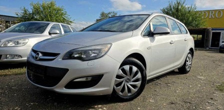 9,800
                    5,010.66                
                
                    BGN
                    EUR
                
            
                                                            
                    
                
                
                    
                        Opel Astra 1.6cdti/FACE                    
                
                
                
                                2014, Дизел, 174000 км.                
                
                                            ✅КОЛЕДНА ПРОМО ЦЕНА 9800лв.!В абсолютно перфектно техническо състояние. Без…