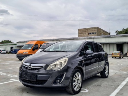 5,900
                    3,016.62                
                
                    BGN
                    EUR
                
            
                                                            
                    
                
                
                    
                        Opel Corsa 1.3D 75кс ЕВРО5                    
                
                
                
                                2011, Дизел, 170000 км.                
                
                                            Opel Corsa 1.3 CDTI 75 к.с. в отлично техническо състояние!!! Автомобилът е…