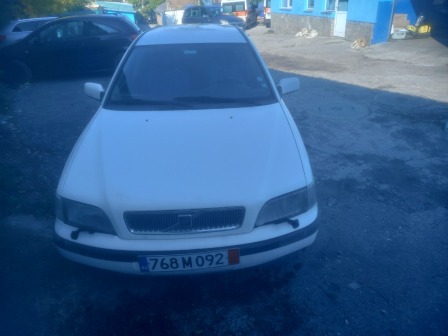 1,690
                    864.08                
                
                    BGN
                    EUR
                
            
                                                            
                    
                
                
                    
                        Volvo V40 1.9тди                    
                
                
                
                                1998, Дизел, 369000 км.                
                
                                            Продавам  Волво в.40 дизел 1.9 тди всички  такси са платени. Има застраховк…