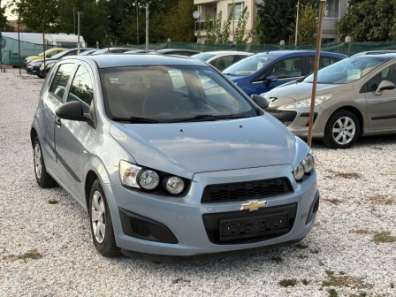 6,700
                    3,425.66                
                
                    BGN
                    EUR
                
            
                                                            
                    
                
                
                    
                        Chevrolet Aveo 1.2 i 80ps feys                    
                
                
                
                                2012, Бензин, 147000 км.                
                
                                            Автомобилът е в отлично техническо и визуално състояние! Без забележки по д…