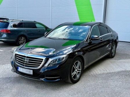 56,900
                    29,092.51                
                
                    BGN
                    EUR
                
            
                                                            
                    
                
                
                    
                        Mercedes-Benz S 350 2016 9G MASSAGE                    
                
                
                
                                2016, Дизел, 247000 км.                
                
                                            Автомобилът е нов внос от Германия, в перфектно състояние! Много запазен, б…