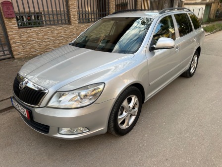 8,900
                    4,550.50                
                
                    BGN
                    EUR
                
            
                                                            
                    
                
                
                    
                        Skoda Octavia 1.6 TDI                    
                
                
                
                                2011, Дизел, 187192 км.                
                
                                            НОВ ВНОС !!! 4х4 !!! Без забележка !!! ОБСЛУЖЕНА !!! Сменени ролки ремъци п…