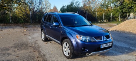 9,200
                    4,703.89                
                
                    BGN
                    EUR
                
            
                                                            
                    
                
                
                    
                        Mitsubishi Outlander 2.0 DI-D                    
                
                
                
                                2007, Дизел, 210000 км.                
                
                                            Автомобила е закупен от първи собственик,купуван нов от България,реални кил…