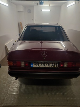 Mercedes-Benz 190