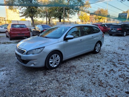 14,900
                    7,618.25                
                
                    BGN
                    EUR
                
            
                                                            
                    
                
                
                    
                        Peugeot 308 1.6 HDI                    
                
                
                
                                2017, Дизел, 131584 км.                
                
                                            Нов внос от Германия перфектно състояние реални км