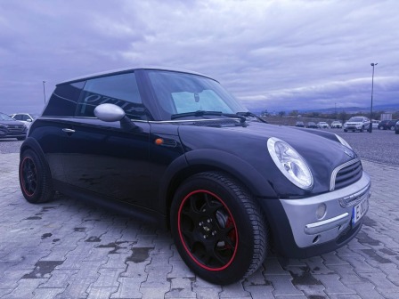 5,900
                    3,016.62                
                
                    BGN
                    EUR
                
            
                                                            
                    
                
                
                    
                        Mini ONE 1.4 D4D                    
                
                
                
                                2004, Дизел, 330000 км.                
                
                                            Кола за ценители Италианска афера.Топ състояние. Италиански ремап. Чисто но…