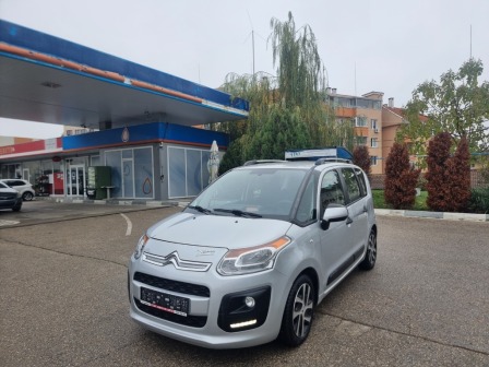 7,700
                    3,936.95                
                
                    BGN
                    EUR
                
            
                                                            
                    
                
                
                    
                        Citroen C3 Picasso 1.6HDI*LED*                    
                
                
                
                                2013, Дизел, 175000 км.                
                
                                            АВТОКЪЩА* "СТАРС-БЮТИ 95-АВТО " ПРЕДЛАГА ГАМА ОТ НОВ-ВНОС АВТОМОБИЛИ.

СЪ…