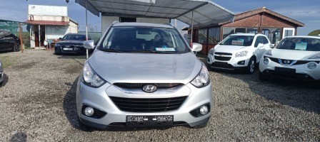13,990
                    7,152.97                
                
                    BGN
                    EUR
                
            
                                                            
                    
                
                
                    
                        Hyundai ix35 1.7* Италия                    
                
                
                
                                2011, Дизел, 219000 км.                
                
                                            Внос от Италия… Един предишен собственик.. 100 % реални километри, без уд…
