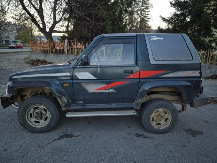 4,800
                    2,454.20                
                
                    BGN
                    EUR
                
            
                                                            
                    
                
                
                    
                        Daihatsu Feroza/Sportrak 1.6                    
                
                
                
                                1992, Газ/Бензин, 111111 км.                
                
                                            Продавам Daihatsu Feroza 1.6 (1992 г.)

Тъмнозелен металик, газ/бензин. В…