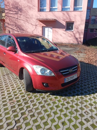 5,650
                    2,888.80                
                
                    BGN
                    EUR
                
            
                                                            
                    
                
                
                    
                        Kia Ceed 1.4i                    
                
                
                
                                2007, Газ/Бензин, 316800 км.                
                
                                            Добро състояние, без ръжди.Реални километри