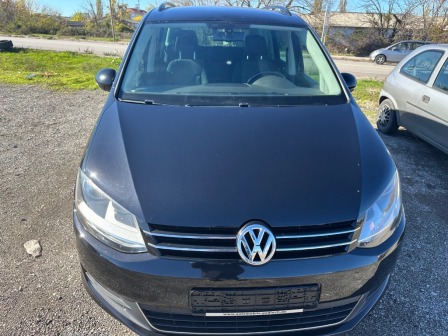 13,998
                    7,157.06                
                
                    BGN
                    EUR
                
            
                                                            
                    
                
                
                    
                        VW Sharan 7 места/140 кс.                    
                
                
                
                                2011, Дизел, 190000 км.                
                
                                            Нов внос..
Перфектна работа на мотор и кутия.
Автомобила се намира във Ди…