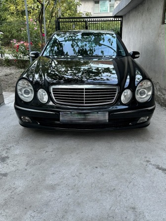 Mercedes-Benz E 220 2.2 CDI
