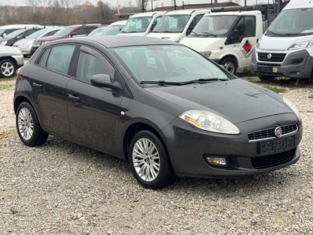 4,999
                    2,555.95                
                
                    BGN
                    EUR
                
            
                                                            
                    
                
                
                    
                        Fiat Bravo 1.4 Италия                    
                
                
                
                                2009, Газ/Бензин, 180000 км.                
                
                                            Колата е в отлично състояние.
Работи и на газ и на бензин!
Внос от Италия…