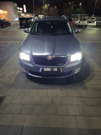 15,800
                    8,078.41                
                
                    BGN
                    EUR
                
            
                                                            
                    
                
                
                    
                        Skoda Superb                    
                
                
                
                                2013, Дизел, 421000 км.                
                
                                            Колата е перфектна 
Обслужване: ангренажен ремък преди 46000
Масло преди …