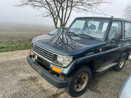 Toyota Land Cruiser J70