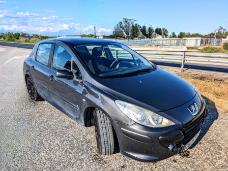 Peugeot 307 1.4i