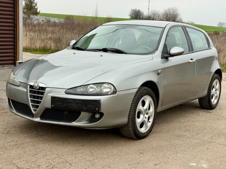 Alfa Romeo 147 FACE*1.9JTD*120