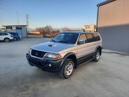 9,399
                    4,805.63                
                
                    BGN
                    EUR
                
            
                                                            
                    
                
                
                    
                        Mitsubishi Pajero Sport 2.5TDI                    
                
                
                
                                2002, Дизел, 237911 км.                
                
                                            Джипа е нов внос от Италия,с реални километри, доказан произход и изрядни д…