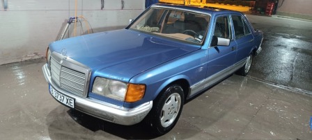 Mercedes-Benz 126 2,8